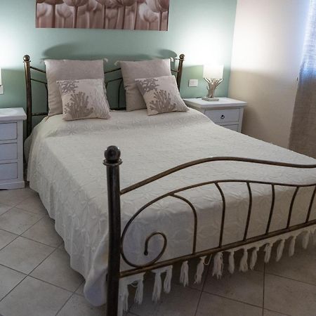 Residenza Piccolo Eden Apartment Боса Марина Екстериор снимка
